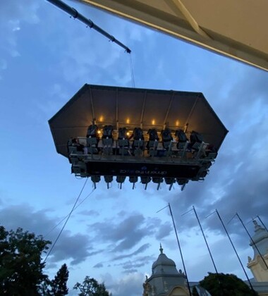 Dinner in the Sky Prague: wypróbowaliśmy kolację 50 metrów nad ziemią
