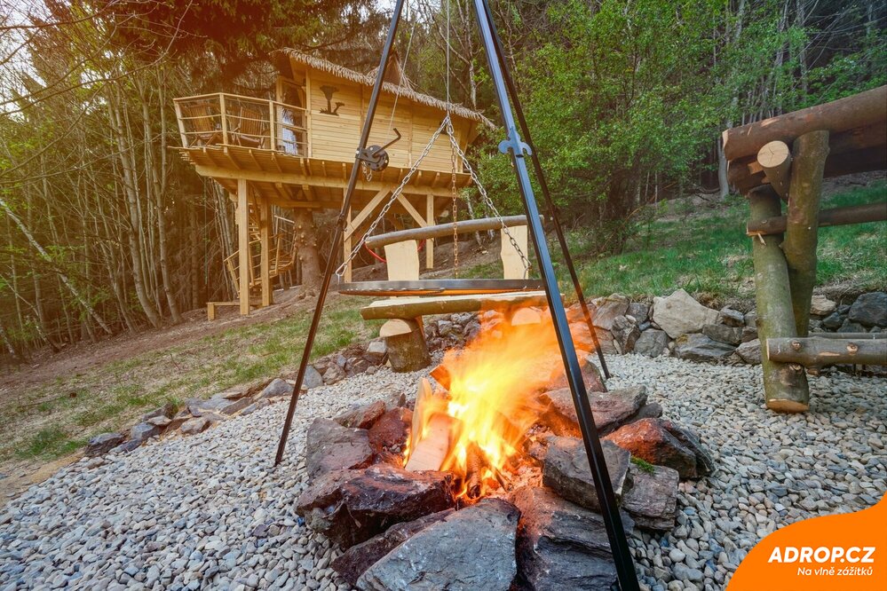 Treehouse Jested Ubytování v treehouse u Ještědu s vlastní saunou od 4 199 Kč | Adrop.cz