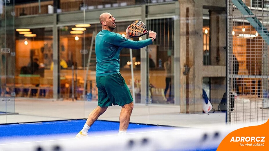 Zápas v padelu se sportovní legendou Janem Kollerem