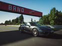 Jízda v Porsche 718 na závodním okruhu, Most