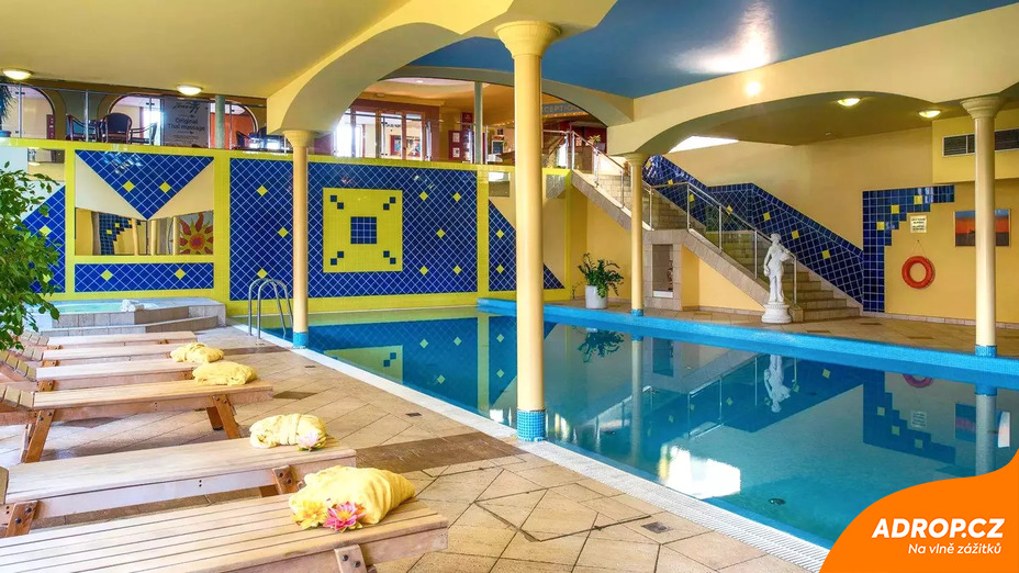 Pobyt s polopenzí a neomezeným wellness v Top Hotelu Praha ****