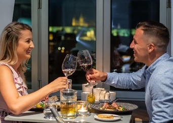 Degustační menu s vinným párováním pro 2, Praha
