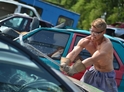 Znič auto v Hradeci Králové