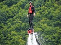 Flyboarding - létání nad vodou