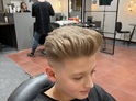 Úprava vousů a vlasů v Barber Shopu