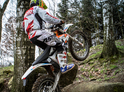 Motorky na trialové trati s mistrem ČR
