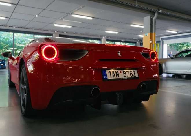 Jízda ve Ferrari 458 Italia 