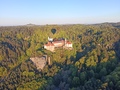 Фото на огляді