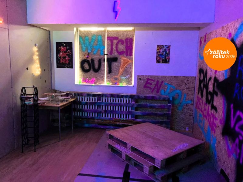 rage room destrukční terapie