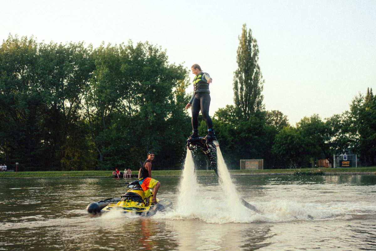flyboarding