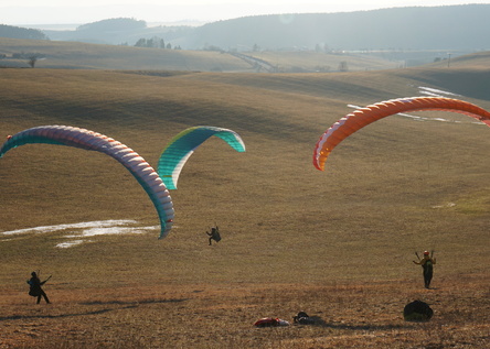 Kurzy paraglidingu