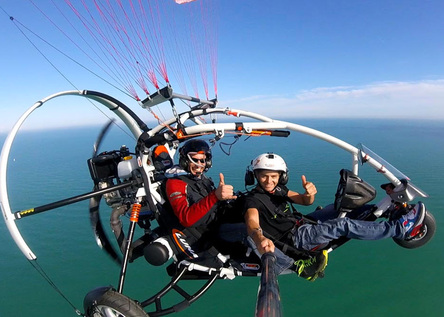Motorový paragliding