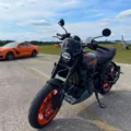 Tandem jazda na americkom Muscle bike FTR 1200