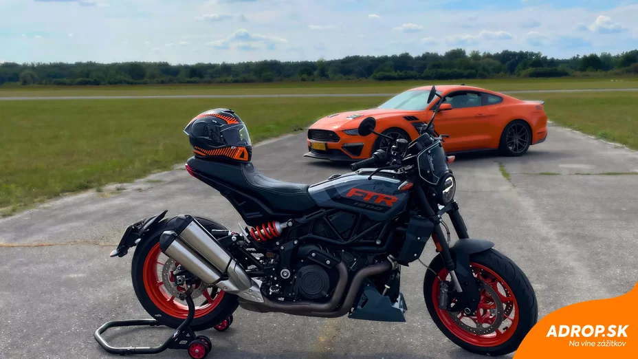 Tandem jazda na americkom Muscle bike FTR 1200
